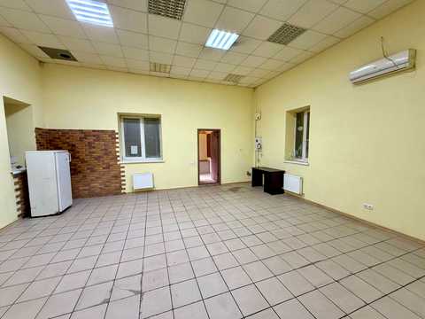 комерційна за адресою Степана Бандери вул. (Шмідта), 14
