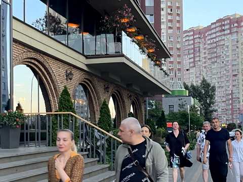 комерційна за адресою Єлизавети Чавдар вул., 34
