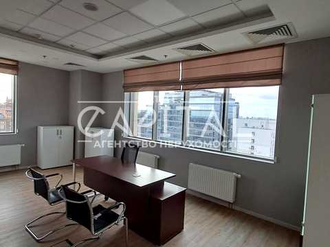 комерційна за адресою Князів Острозьких вул. (Московська), 32