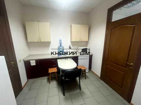комерційна за адресою Петра Григоренка просп., 24