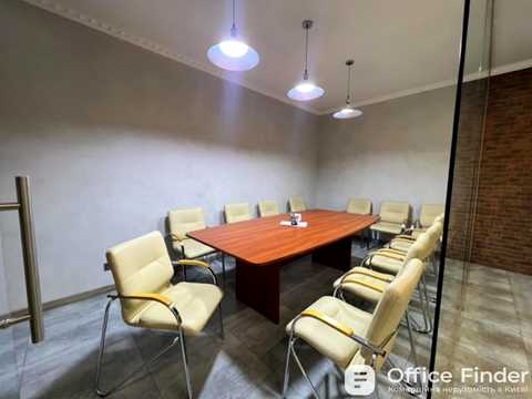 комерційна за адресою Кловський узвіз, 7
