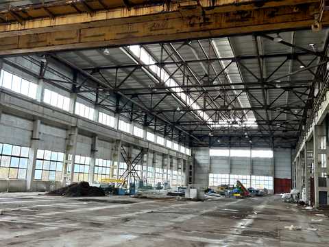 комерційна за адресою Прибережна вул., 1