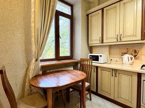 квартира за адресою Київ, Шовковична вул., 13/2