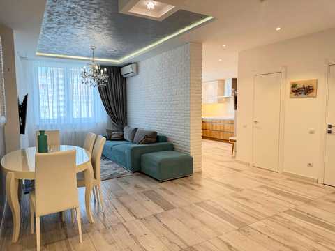 квартира за адресою Київ, Анни Ахматової вул., 30