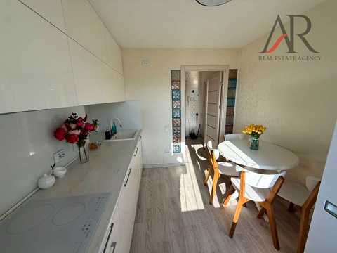 квартира за адресою Набережна Перемоги вул., 130 к5