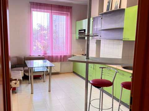 квартира за адресою Пантелеймонівська вул., 88