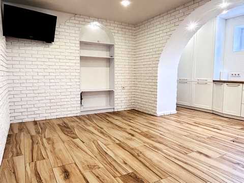 квартира за адресою Івана Франка вул., 4