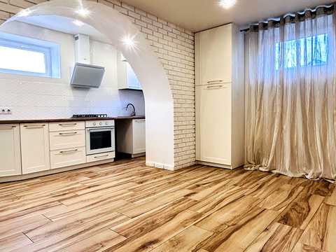 квартира за адресою Івана Франка вул., 4