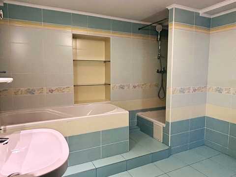 квартира за адресою Івана Франка вул., 4