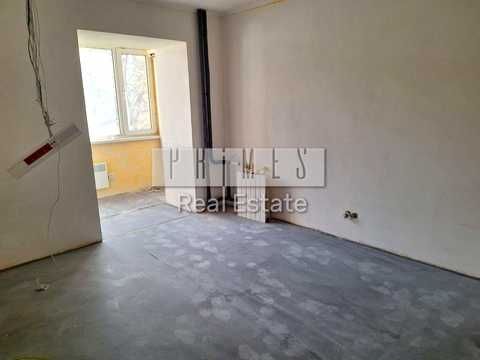 комерційна за адресою Борщагівська вул., 145