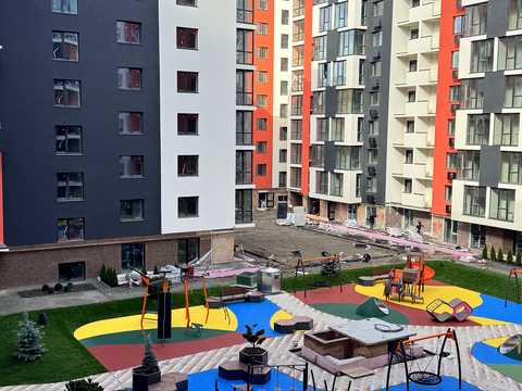 квартира за адресою Степана Бандери вул., 60-А