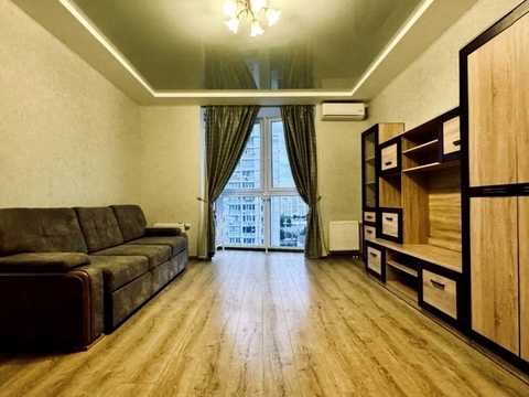 квартира по адресу Драгоманова ул., 2
