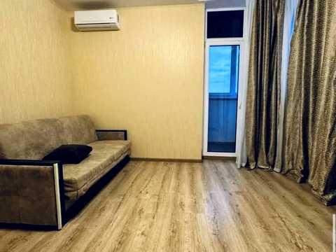 квартира по адресу Драгоманова ул., 2