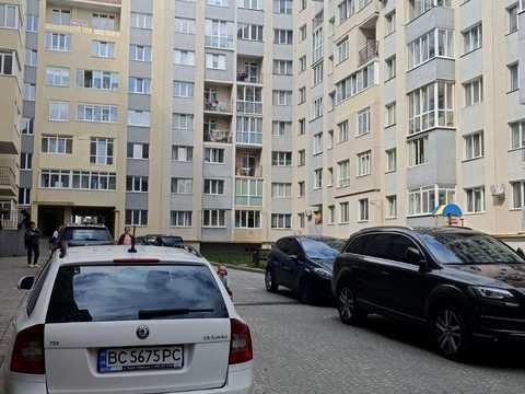 квартира за адресою Бережанська вул., 18