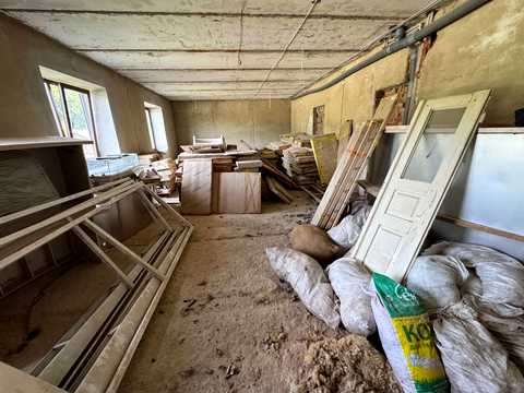 коммерческая по адресу Полевая ул., 13