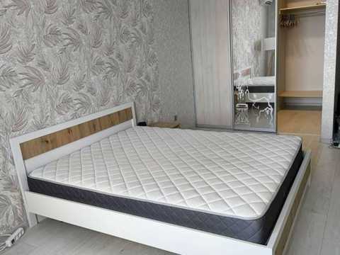 квартира за адресою Юнацька вул., 6