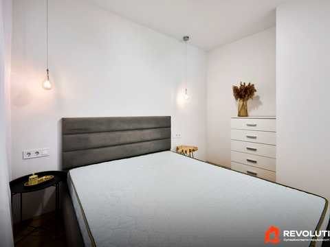 квартира за адресою Олени Теліги вул., 25