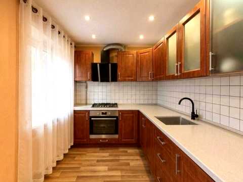 квартира за адресою Євгена Патона вул., 2