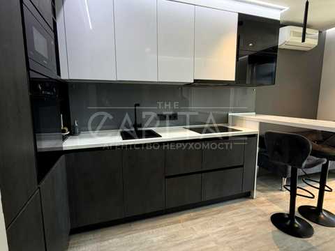 квартира за адресою Предславинська вул., 40