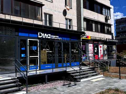 комерційна за адресою Вишняківська вул., 12