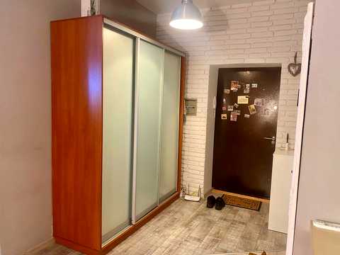 квартира за адресою Сергія Берегового вул. (Мартиросяна), 5