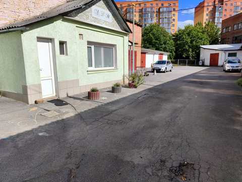 коммерческая по адресу Нансена ул., 7