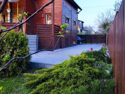 дом по адресу Виноградна, 205