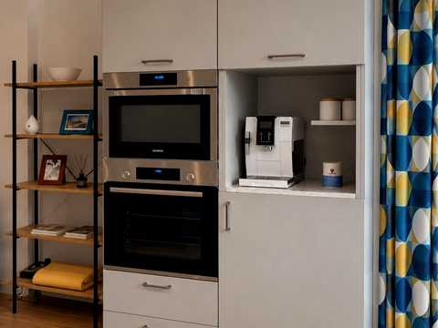 квартира за адресою Салютна вул., 2к7