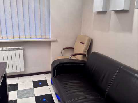 комерційна за адресою Олеся Гончара вул., 62