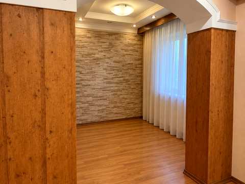 квартира за адресою Степана Тільги вул. (Революційна), 19