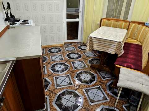 квартира за адресою Оболонська пл. (Дружби Народів СРСР), 2-А