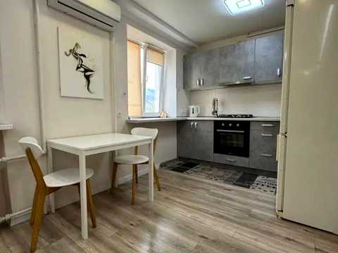 квартира за адресою Криворізька вул., 16-А