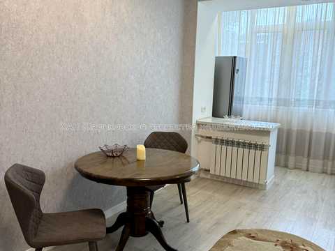 квартира за адресою Куликівський узвіз (Революції), 8/10