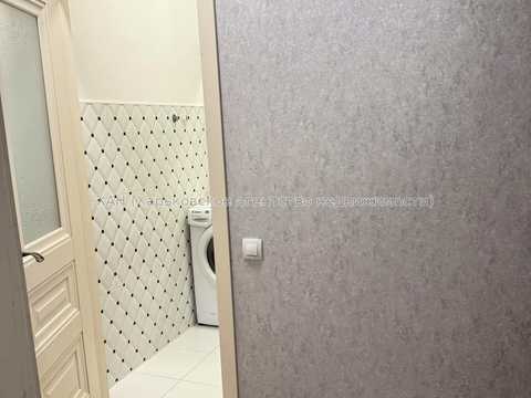 квартира за адресою Куликівський узвіз (Революції), 8/10