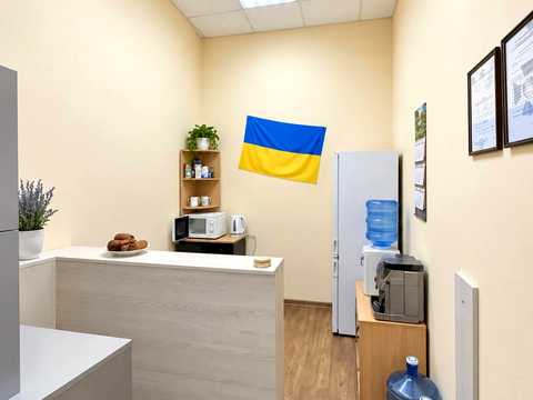 комерційна за адресою Науки просп., 10
