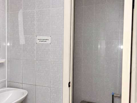 комерційна за адресою Науки просп., 10
