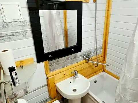 квартира за адресою Високовольтна вул., 14