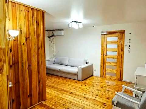 квартира за адресою Високовольтна вул., 14