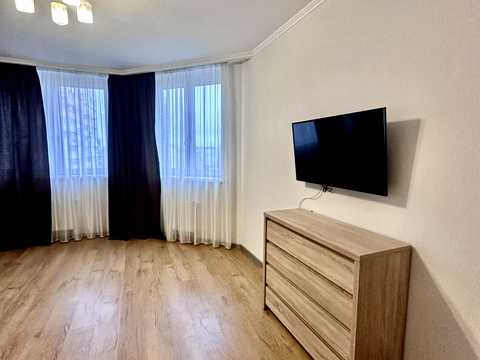 квартира за адресою Київ, Олени Пчілки вул., 8