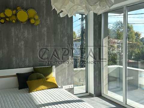 будинок за адресою Київ, Ентузіастів вул., 1