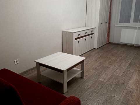 квартира за адресою Джона Леннона вул., 37