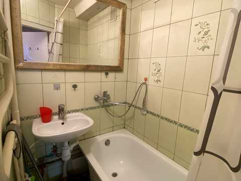квартира за адресою Дегтярівська вул., 15