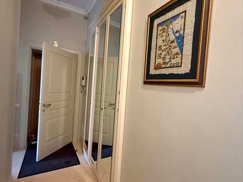 квартира за адресою Шовковична вул., 10