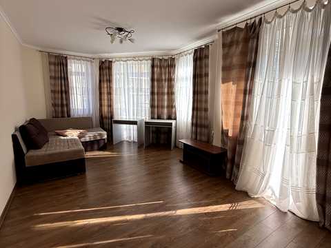 квартира по адресу Западная ул., 8