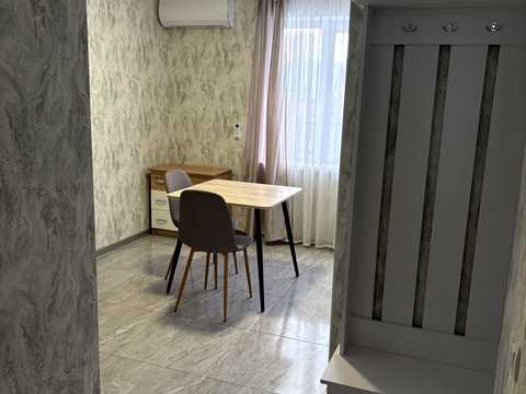 квартира за адресою 192-га Садова вул., 65