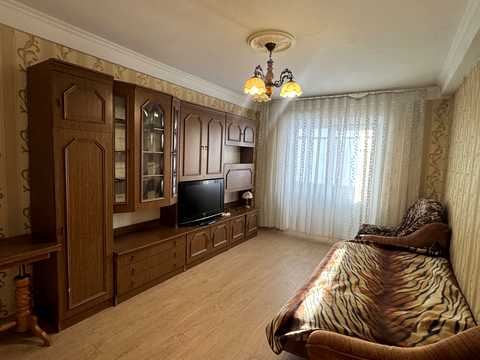 квартира за адресою Братиславська вул., 36/2