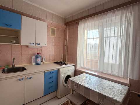 квартира за адресою Братиславська вул., 36/2