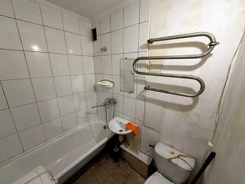 квартира за адресою Будівельників вул., 12