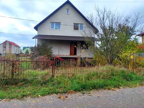 будинок за адресою с. Олександрія, Сонячна, 10