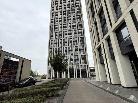 квартира за адресою Зарічна вул., 4к1
